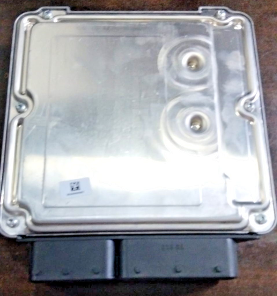 BMW X5 F15 2015 Diesel Engine Control Unit ECU 8577870 2.0 32170382 Twin Turbo 