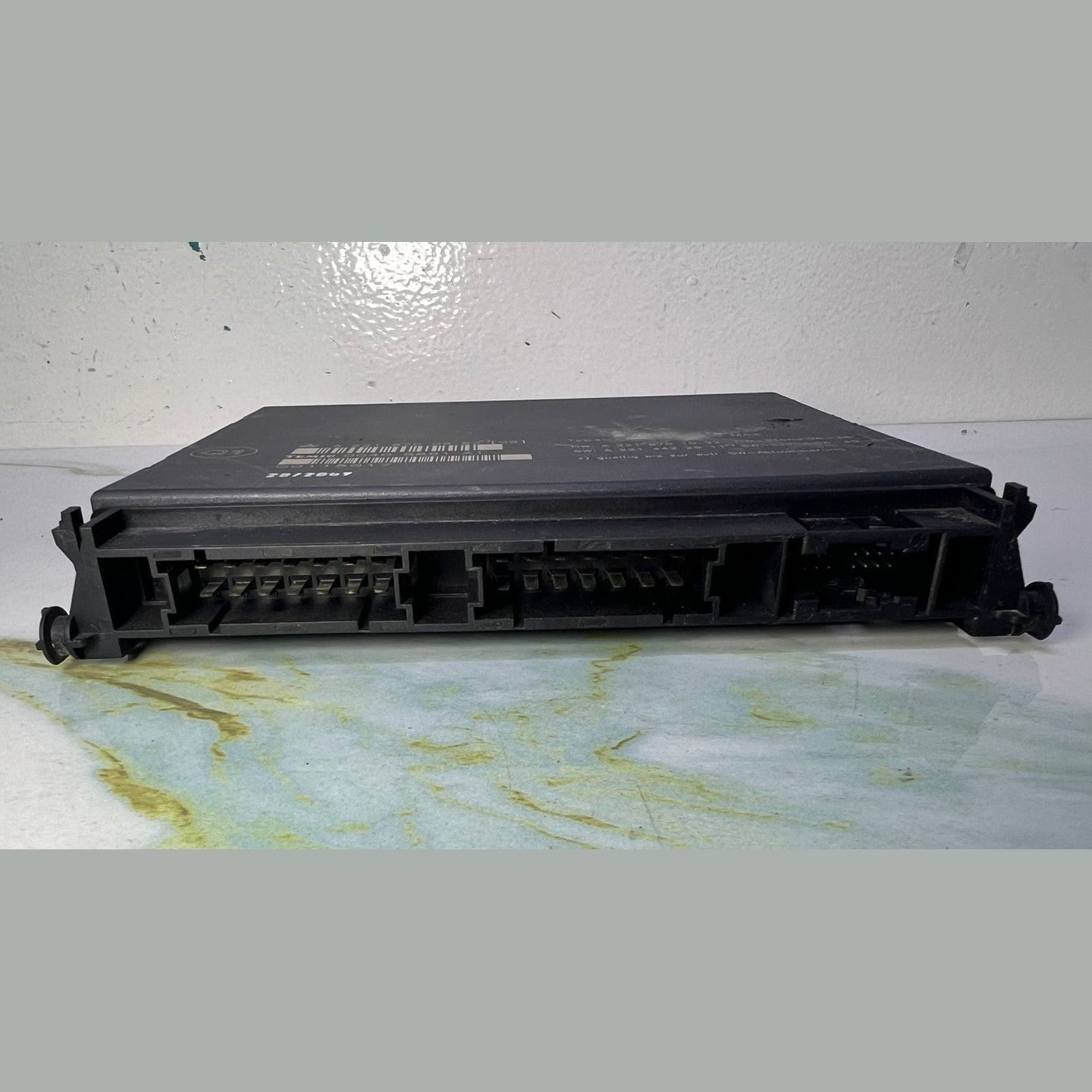 2007-2013 Mercedes-Benz S600 Rear Seat Control Module A2218700992 W221 S-Class