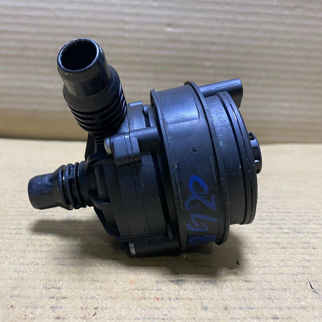 2019-2024 BMW X4 X5, X6, M340i, and 530 Auxiliary Water Pump 8651287