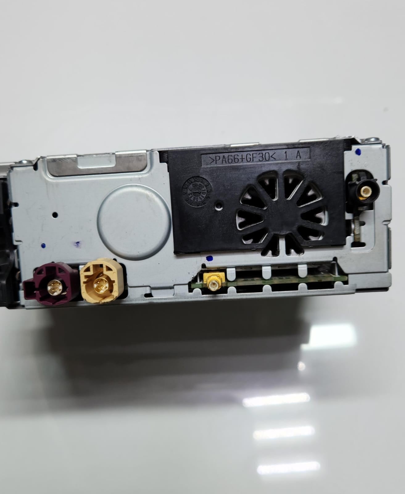 Genuine 2010-2017 BMW X3 CD Radio Head Unit 9294199,1 3 5 Series F10 F11 F20 OEM