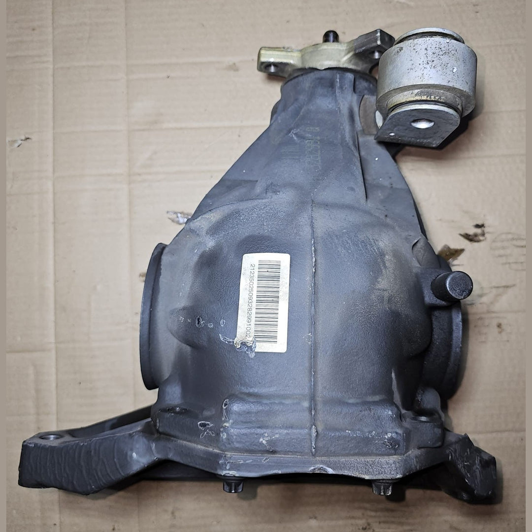 08-12 Mercedes Rear Differential assembly A2123502509 E-Class W212 W204 2.82