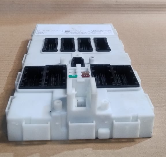 BMW F30 320i F32  F32 120i 320i N20 ENGINE CONTROL Unit ECU SET DME - 8631725