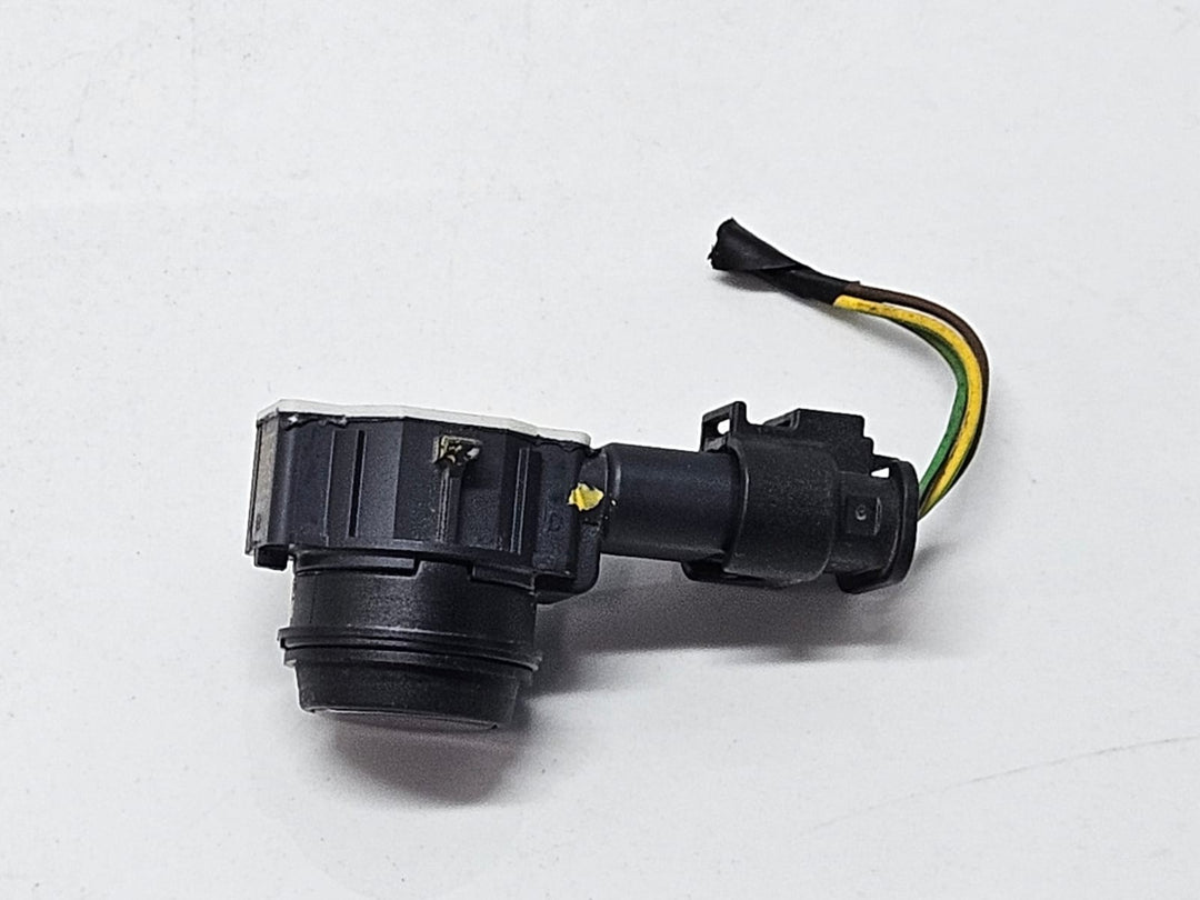 BMW F30 F31 F32 F33 F36 Bumper PDC Parking Sensor 9261591 OEM
