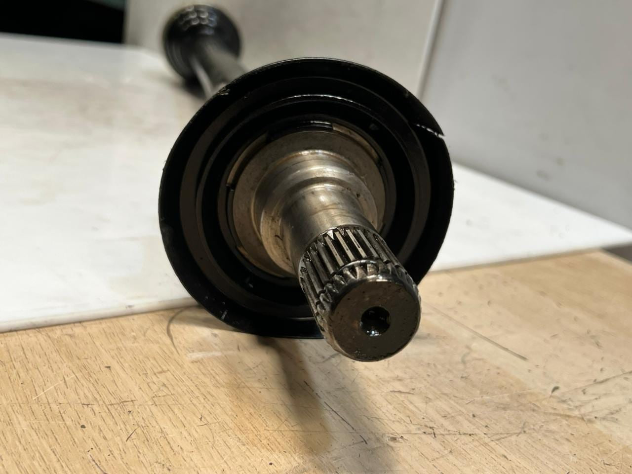 2014-2016 BMW 435i F32 Rear RIGHT Axle Shaft 7597678