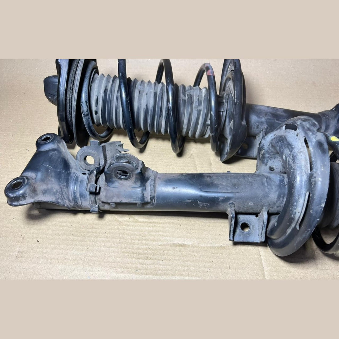 2008-2012 Mercedes Benz W204 C-Class Front Shock Strut Left & Right Set Absorber