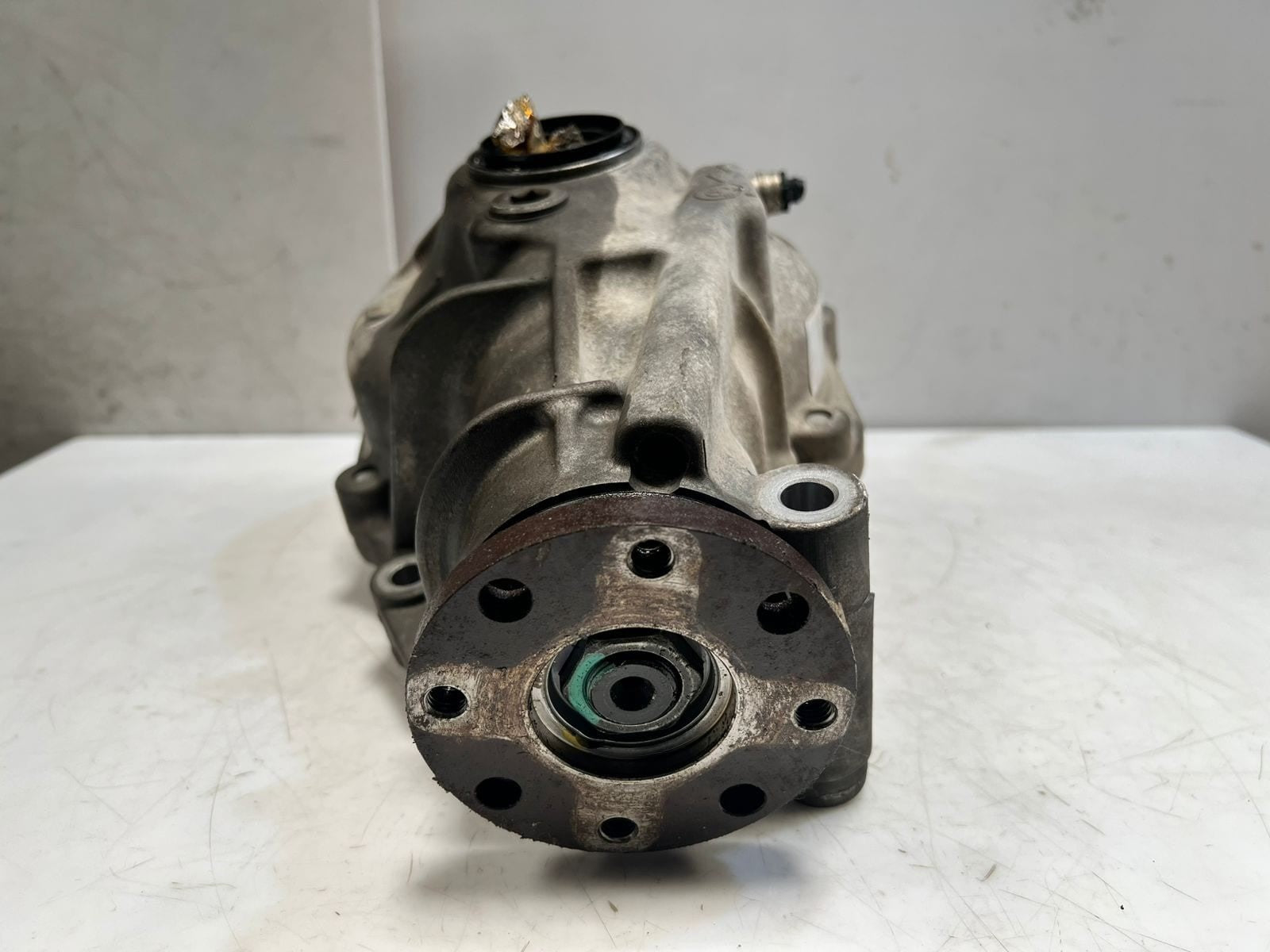 2008-2015 BMW X6 E71 E72 Front Differential Active Hybrid 7563399 RATIO 3.64 OEM