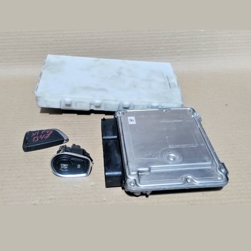 BMW X1 F48  B47 ENGINE CONTROL UNIT ECU SET WITH KEY - 8470176