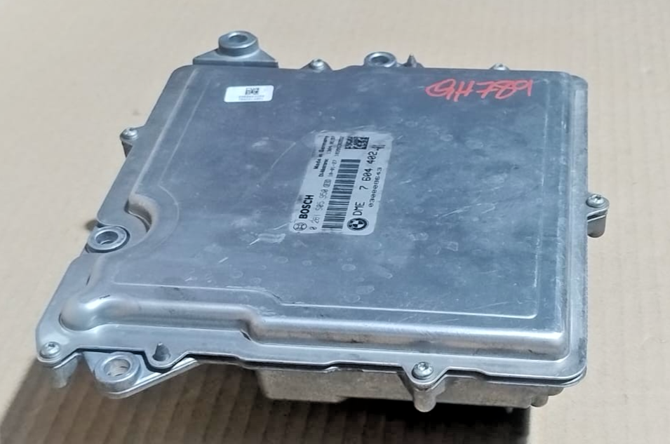 BMW 535i F07  N55 ENGINE CONTROL UNIT ECU ONLY DME 7604402