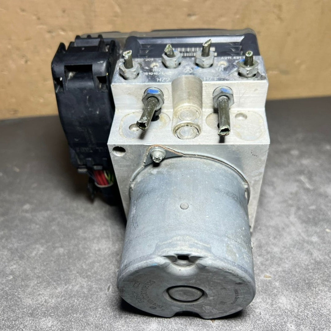 2003-2009 Mercedes W211 E-Class ABS Anti Lock Brake Pump Module A211 4311412 OEM