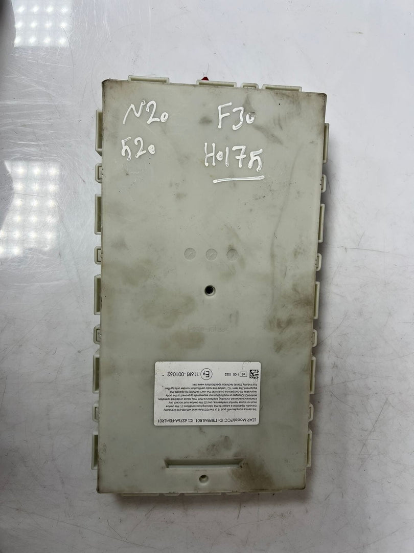 2015 BMW N20 F30 520i Engine Control Unit ECU SET DME + FEM + 1KEY 8606777