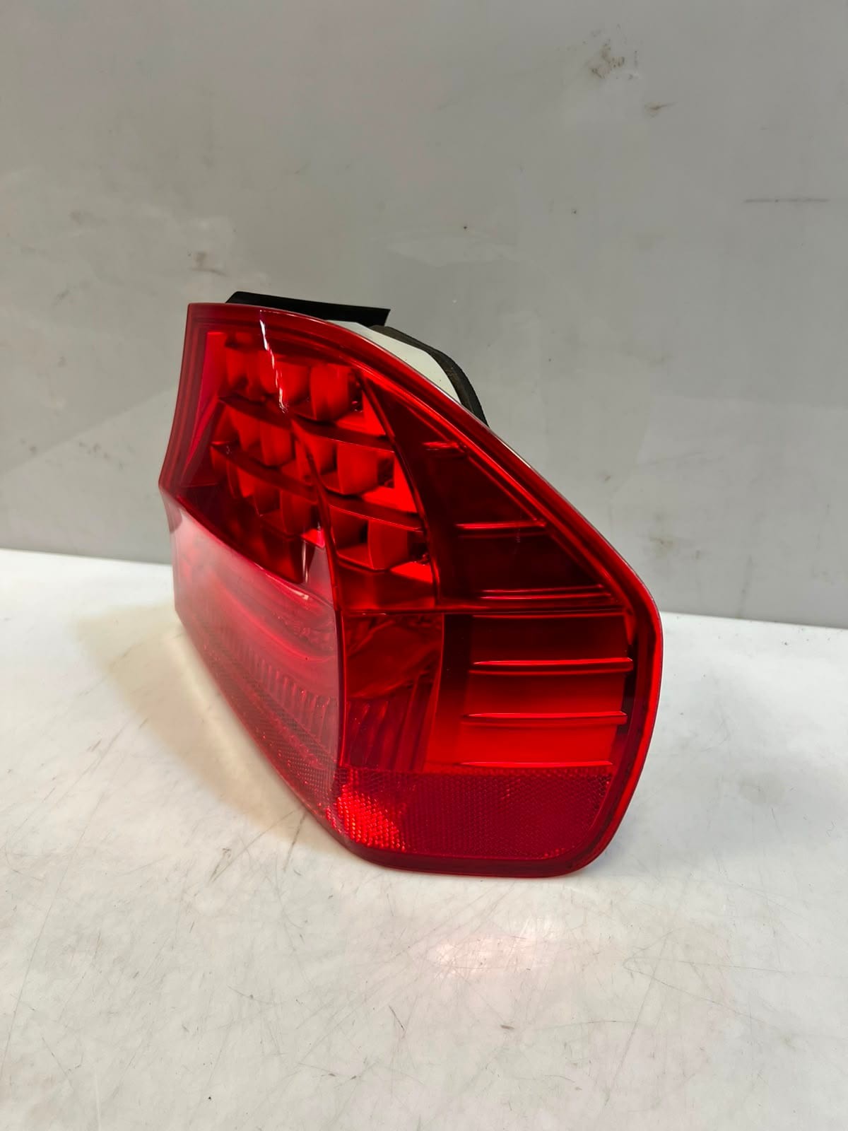 2009-2011 BMW 3 Series E90 323i Rear Right Tail BACK Light 7289430 USA OEM