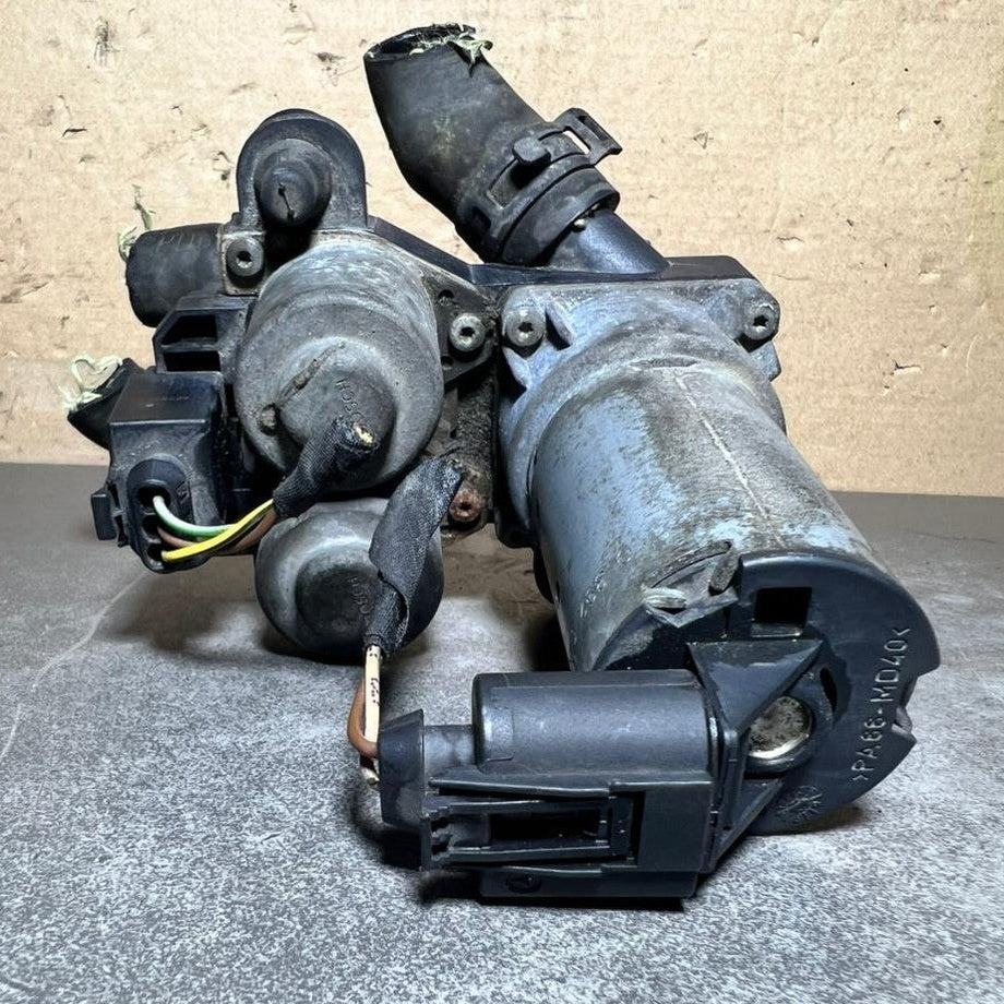 00-06 Mercedes Benz W220 S-Klasse Wasserpumpe Heizungsregelventil A220 8300284