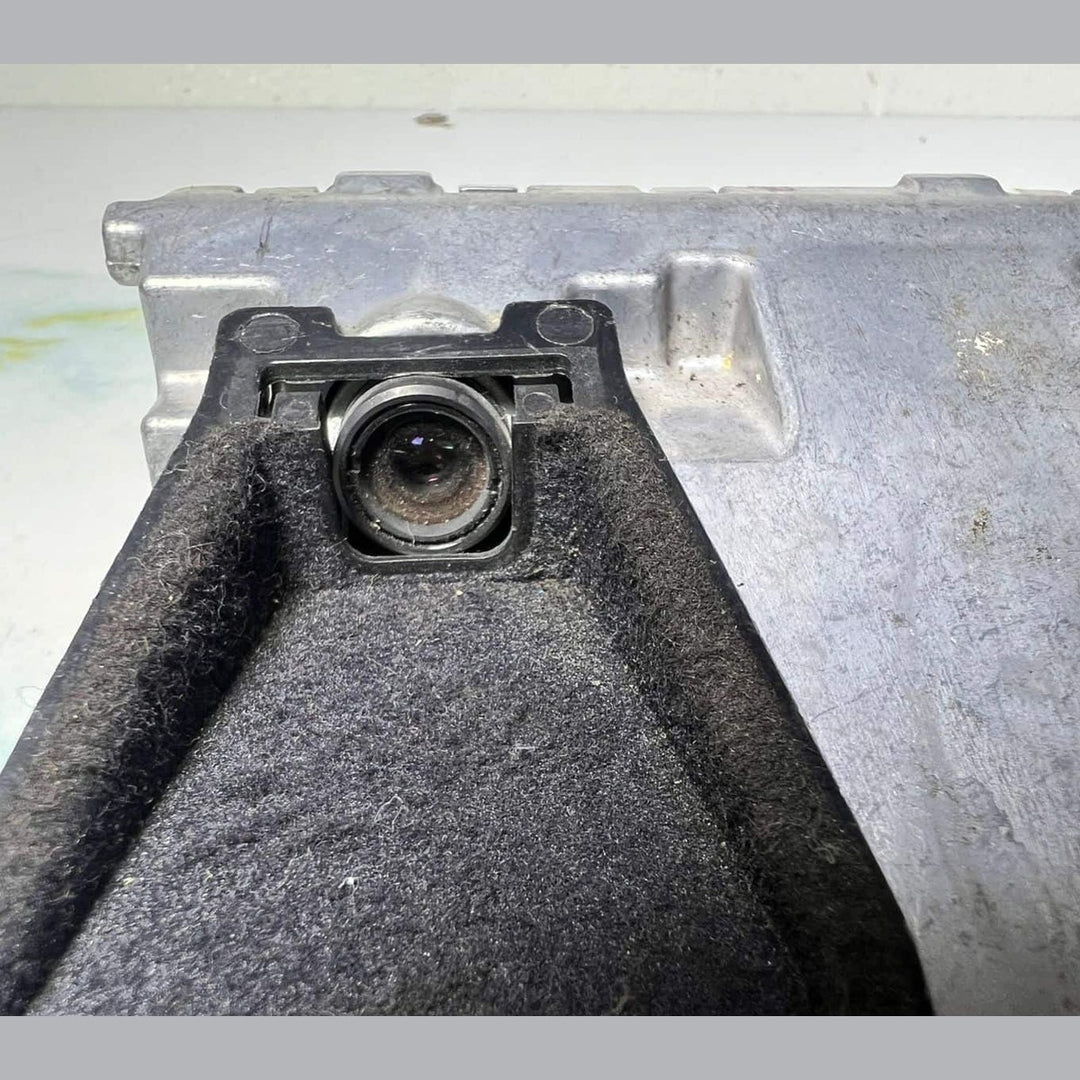 2010-2016 Mercedes-Benz C63 AMG Front Windshield Camera Lane Assist A0009057202
