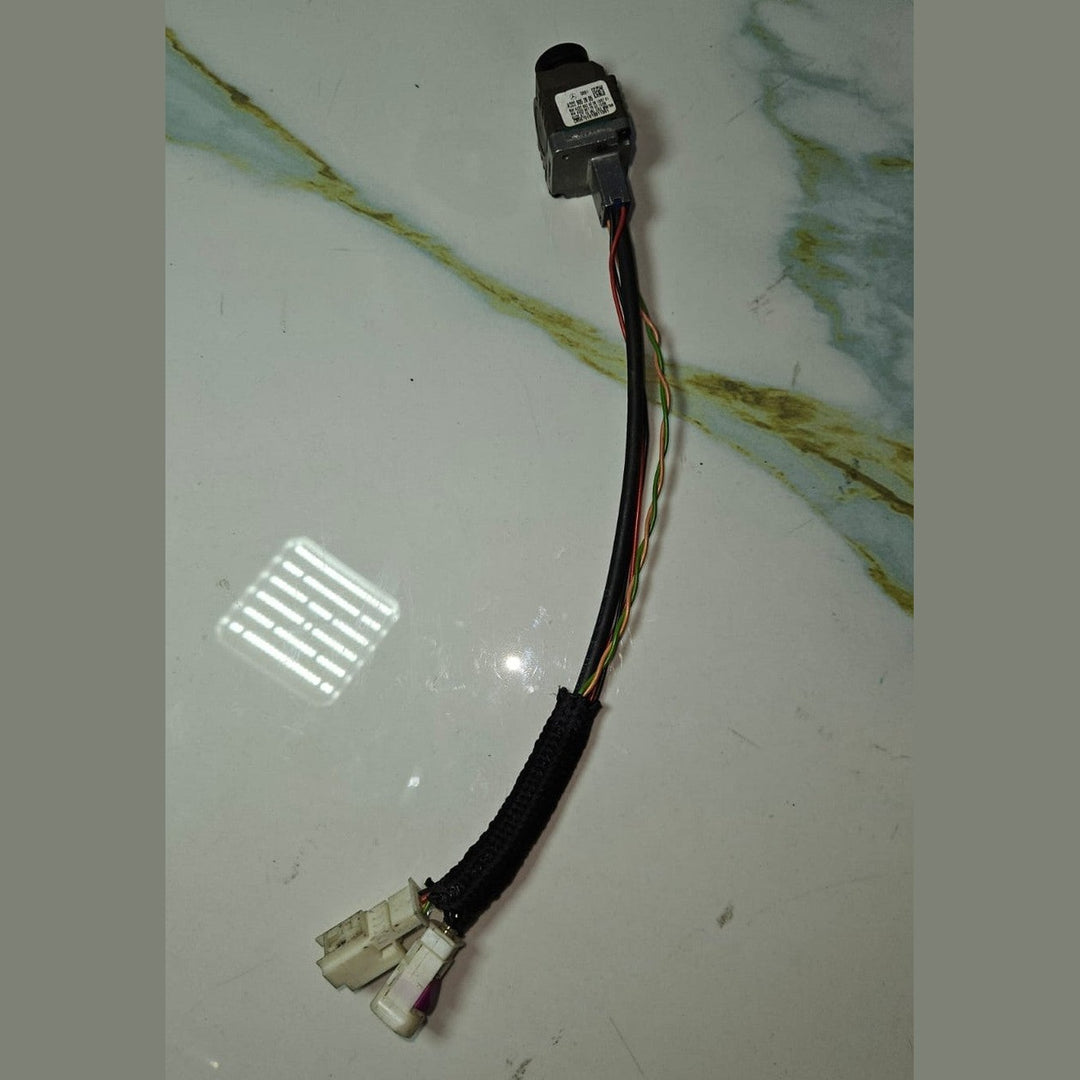 14-21 Mercedes W222 S550 S63 Rear View Backup Back Up Camera A222 9052605 OEM