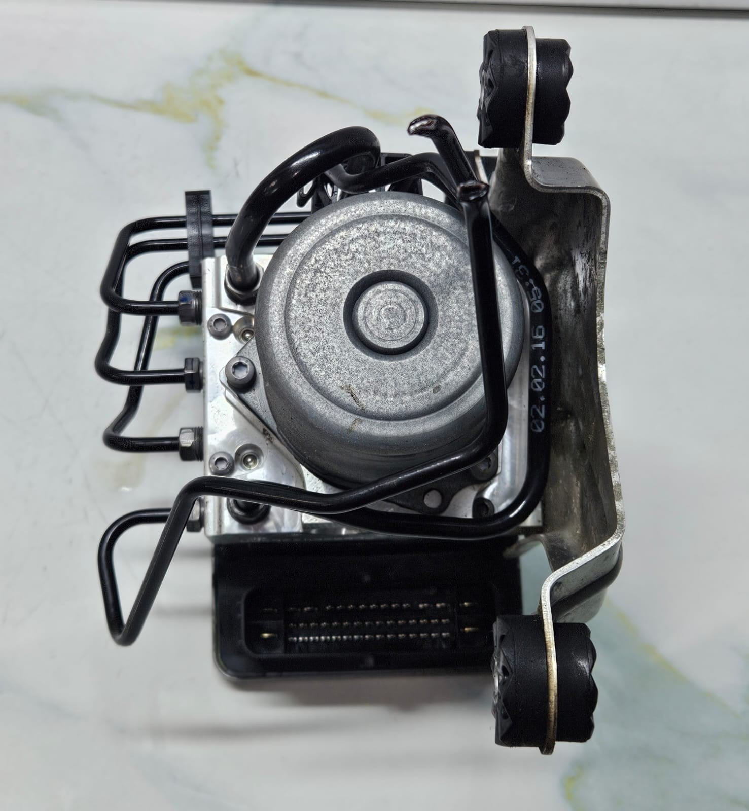 2016-2019 BMW G11 G12 7 Series, G30 5 Series, G01 X3 Abs Pump Module 6880538 OEM