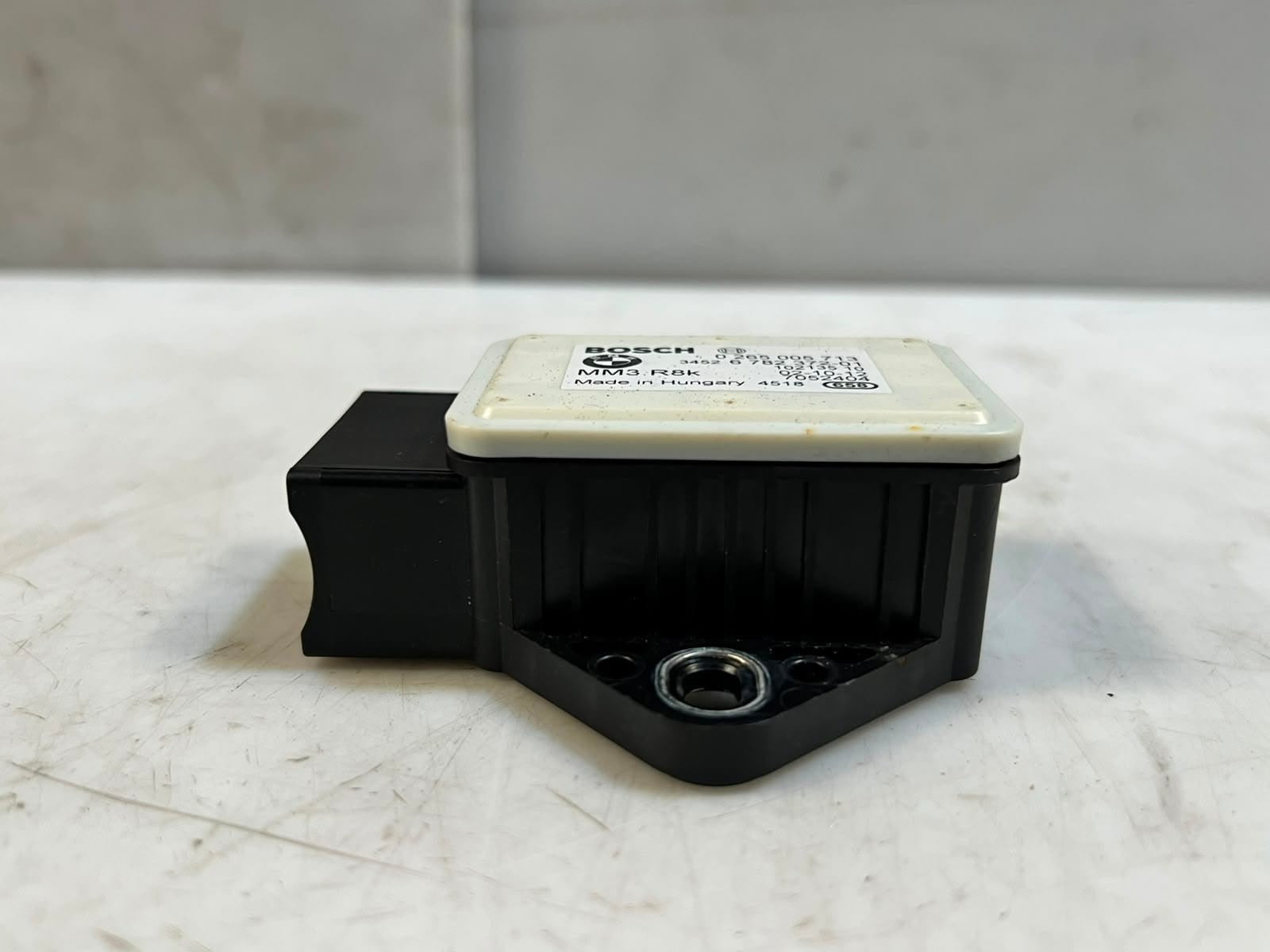 2009-2016 BMW E90 E91 E92 E89 E83 Z4 E84 X1 Yaw Rate Speed Sensor 6782372