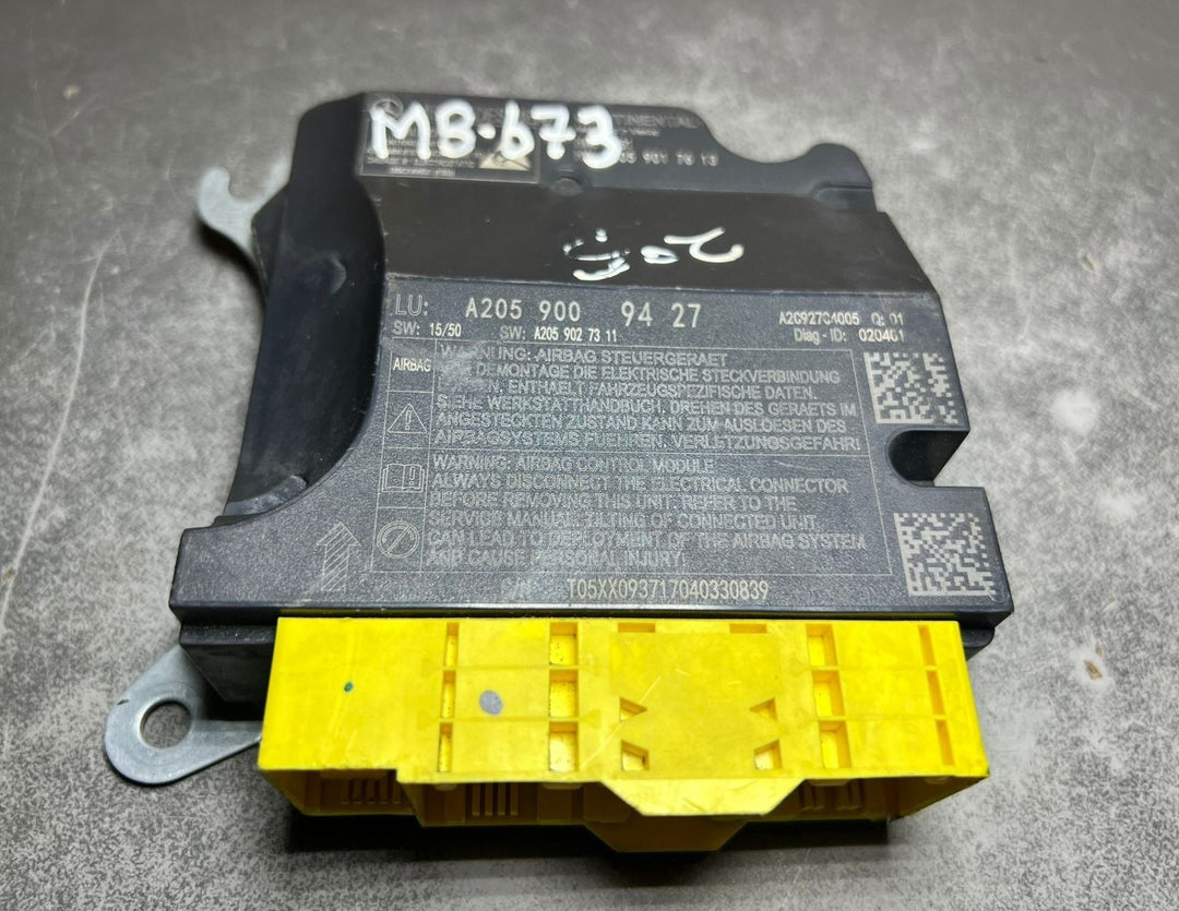 14-18 Mercedes W205 C-Class SRS Safety Restraint Control Module A205 9009427 OEM