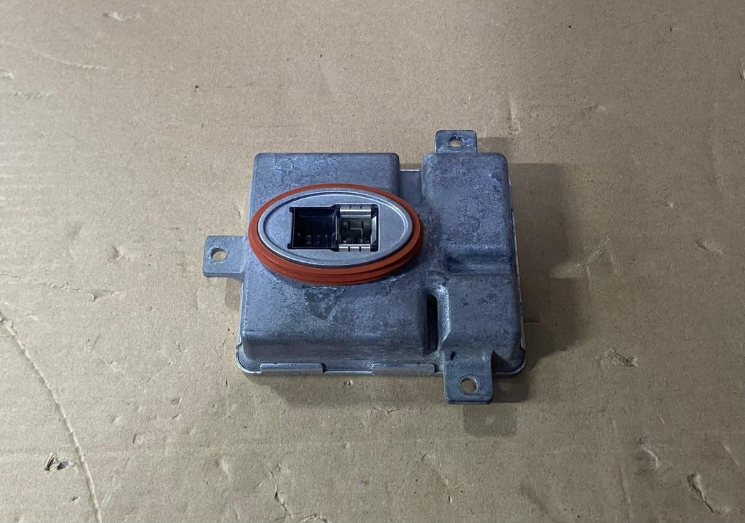 OEM BMW F02 HID Ballast Control Unit Module Left Right 7250624