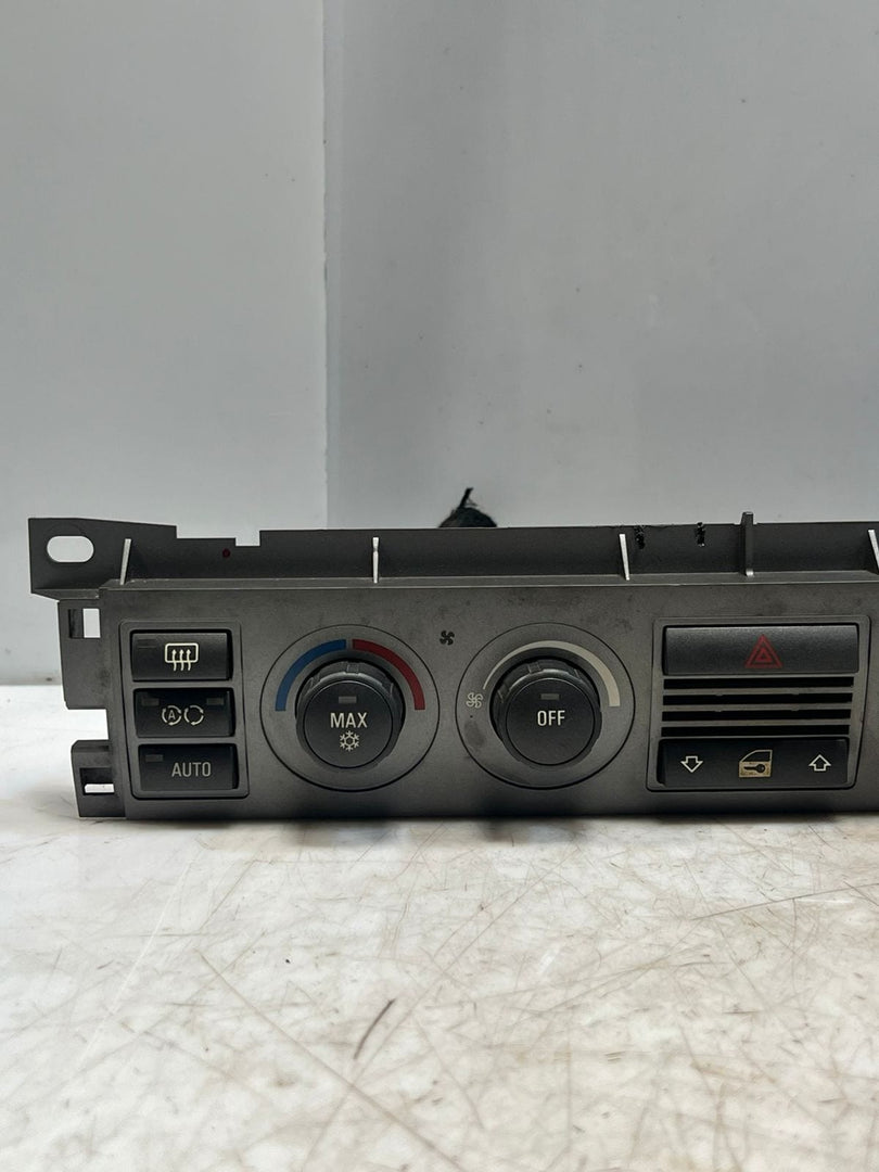 BMW 735i 740i 7 Series E65 E66 Automatic Climate Control Panel 6925750 OEM