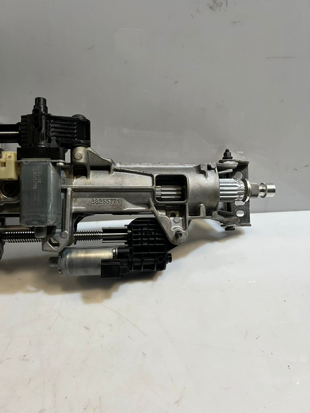 2024 BMW iX I20 and I7 G70 Electric Steering Column Adjustment 5A81930 OEM