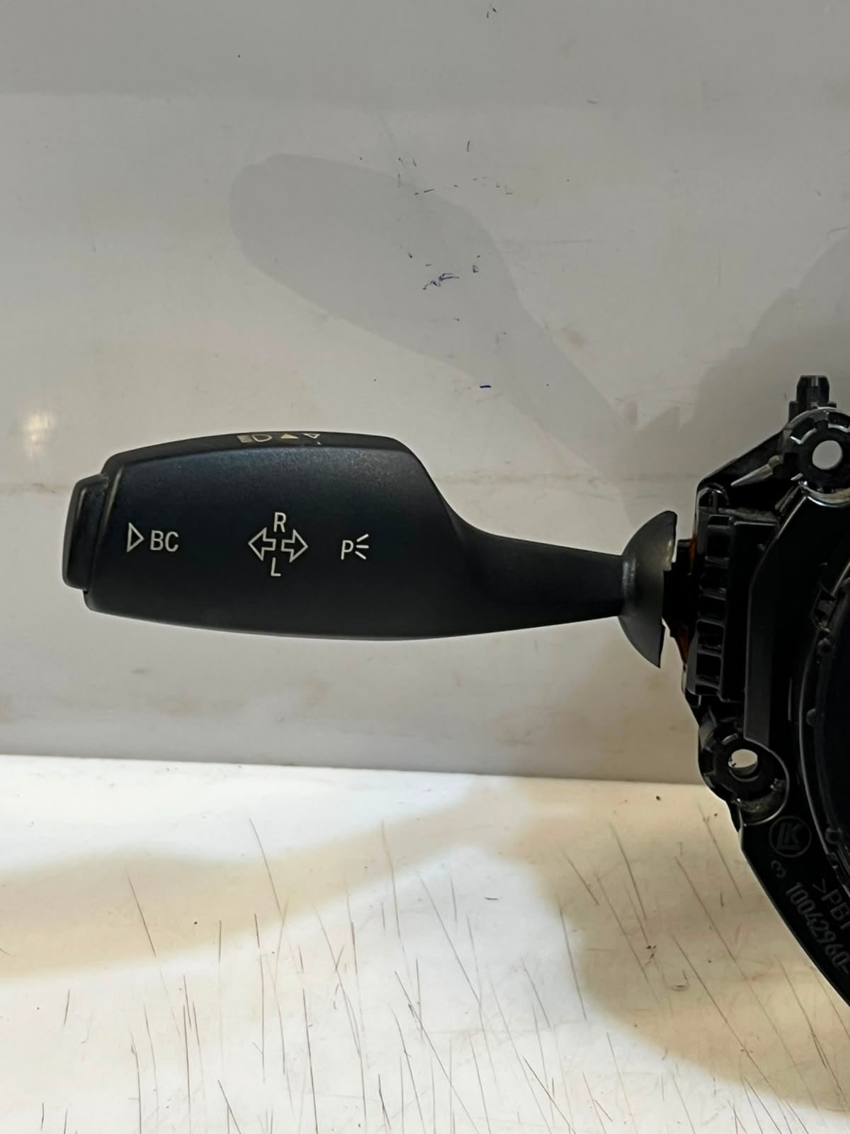 BMW 3 Series F30 F31, 4 Series F32 F33 F34 Steering Column Switch 9351140 OEM