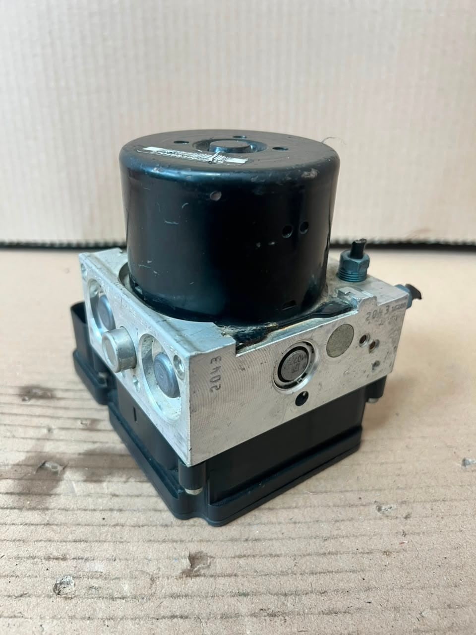 BMW 1 Series F20 F21 and 3 Series F30 Abs Pump Hydraulic Braking Unit 6791719 