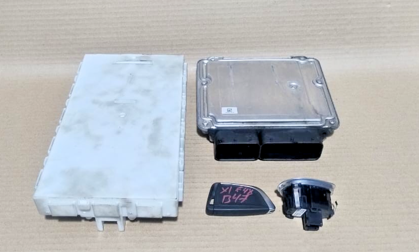BMW X1 F48  B47 ENGINE CONTROL UNIT ECU SET WITH KEY - 8470176