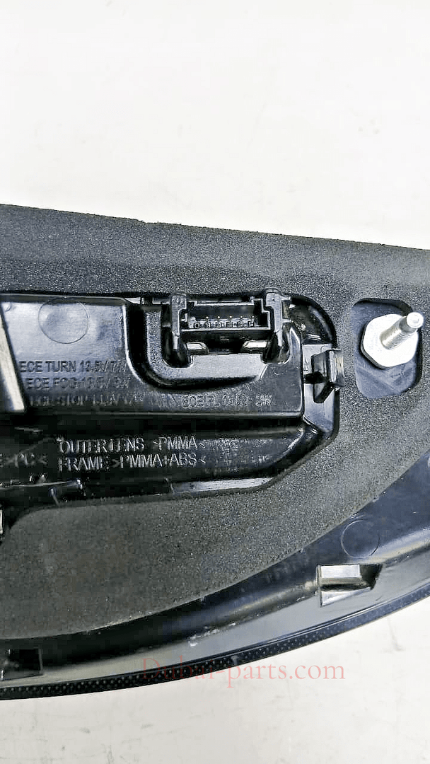 Genuine BMW 7 series  LCI G11 G12 2018-22 rear boot lid light right side 9854650