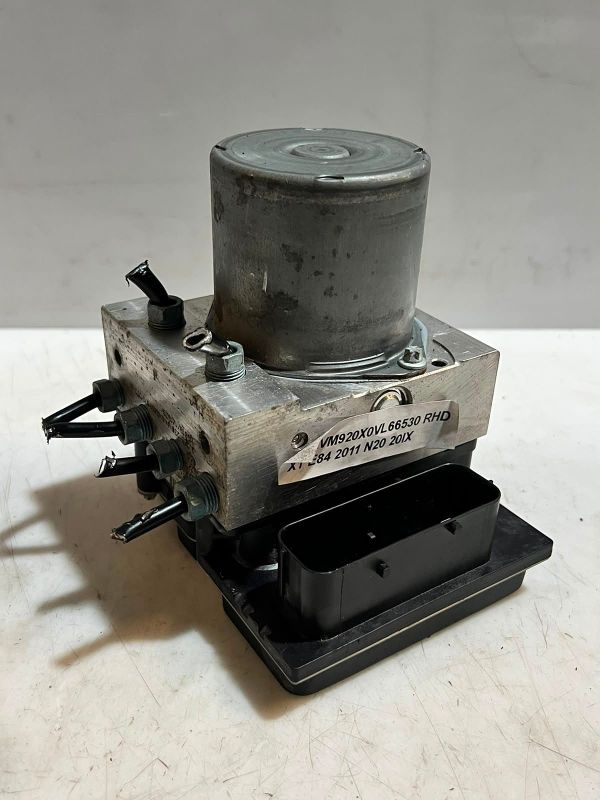 2010-2015 BMW X1 E84 2.0L PRE-LCI ABS Pump Hydraulic Unit 6850230 OEM