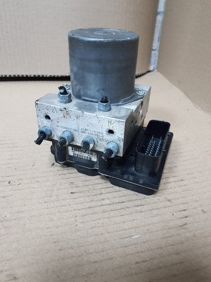 2010-2015 BMW X1 E84 ABS Hydraulic Brake Pump Control Module 6860214 OEM