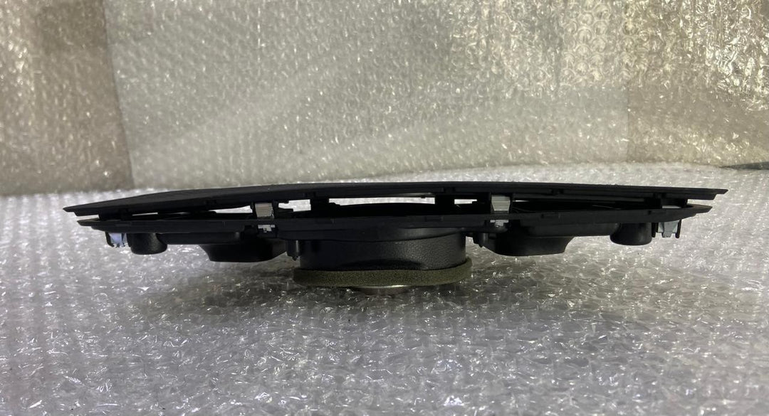 OEM BMW X5 G05 X6 G06 X7 Adapter Plate Centre with Speakers 9399276