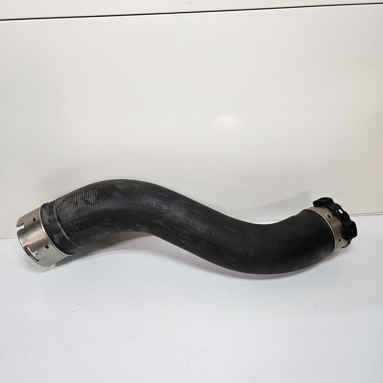 OEM BMW F20, F21, F22, F30, F31 Intercooler Hose B38 7638455