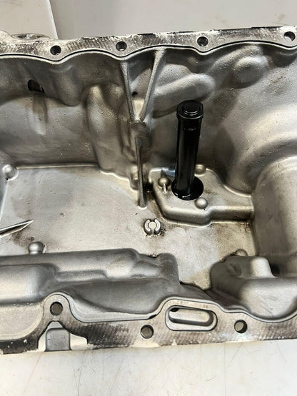 BMW F10 F11 5 Series 525xDrive Oil SUMP Pan 7812361 OEM