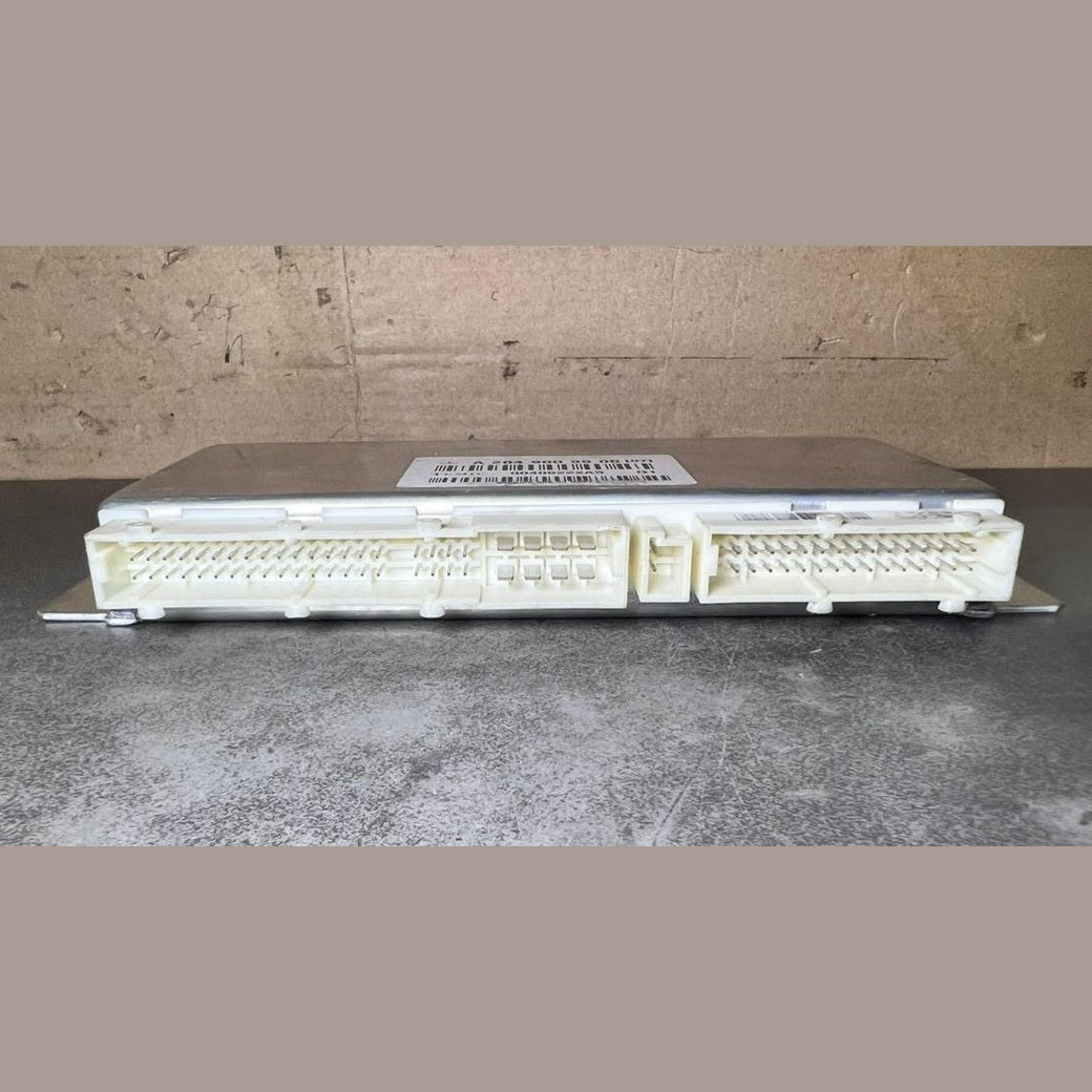 08-12 Mercedes W204 C-Class Air Airmatic Suspension Control Module A204 9009900