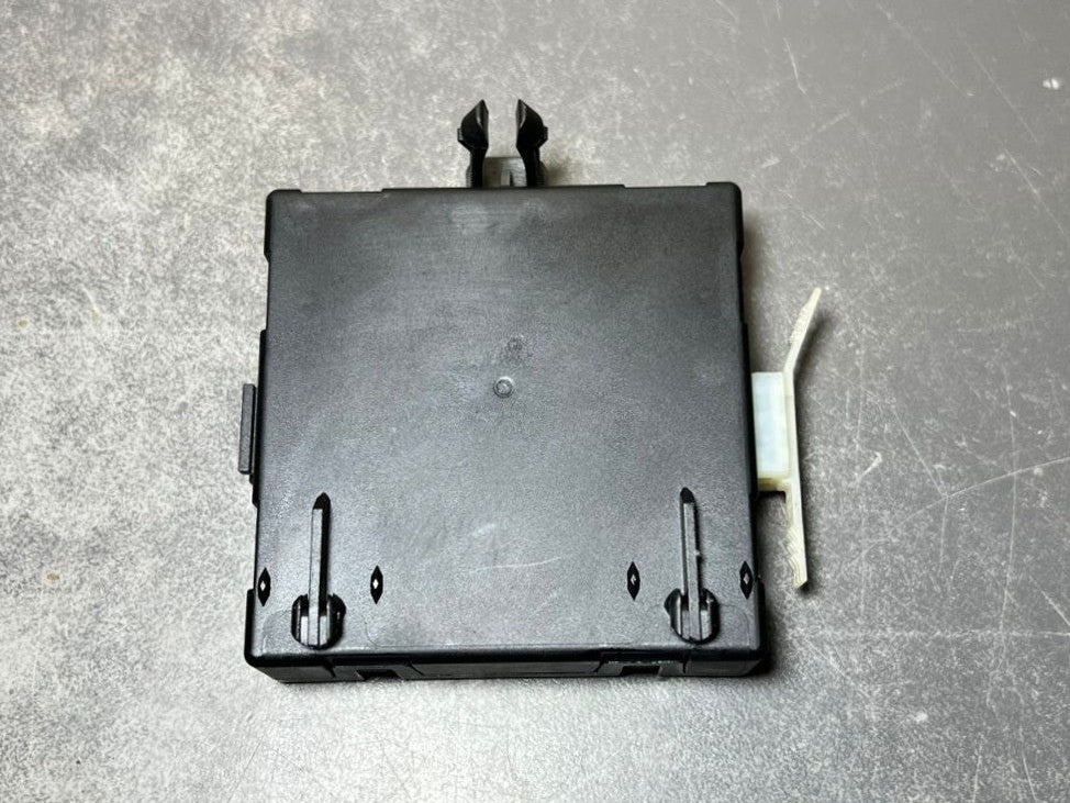 Mercedes-Benz W212 E-Class Front Left Side Door Control Module A212 9004202 OEM