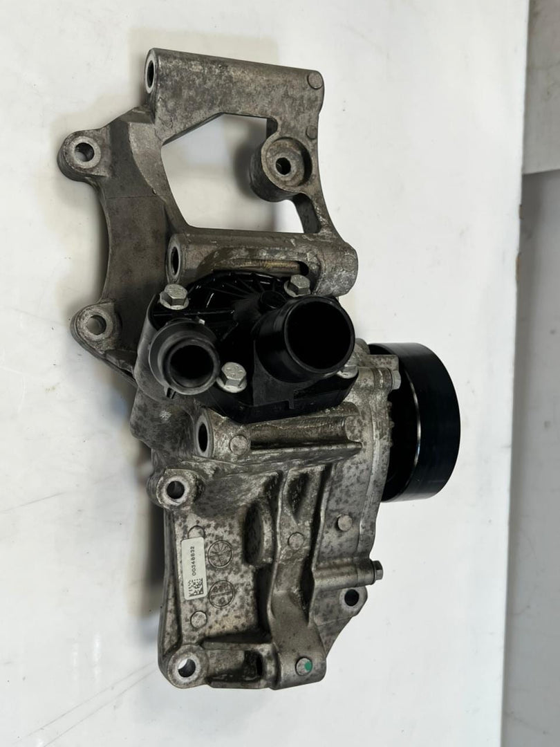 Mini Cooper F55 F56 F57 F45 F46 Coolant Water Pump Support Bracket 2381337