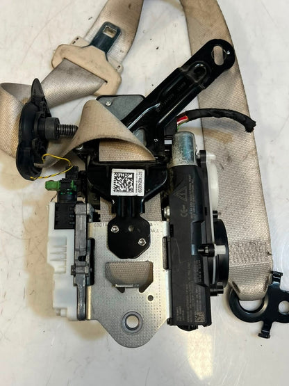 BMW 530  5 Series G30 G31 Front Seat Belt Right FR Tensioning System 34027306