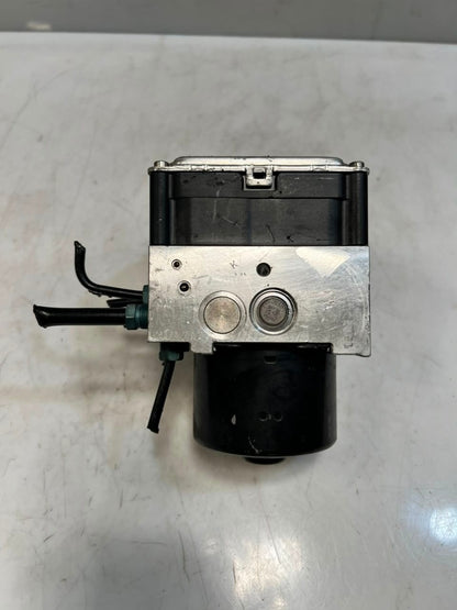 2014 BMW X3 F25 X4 F26 ABS Pump DSC HYDRAULIC Module 6875412 OEM