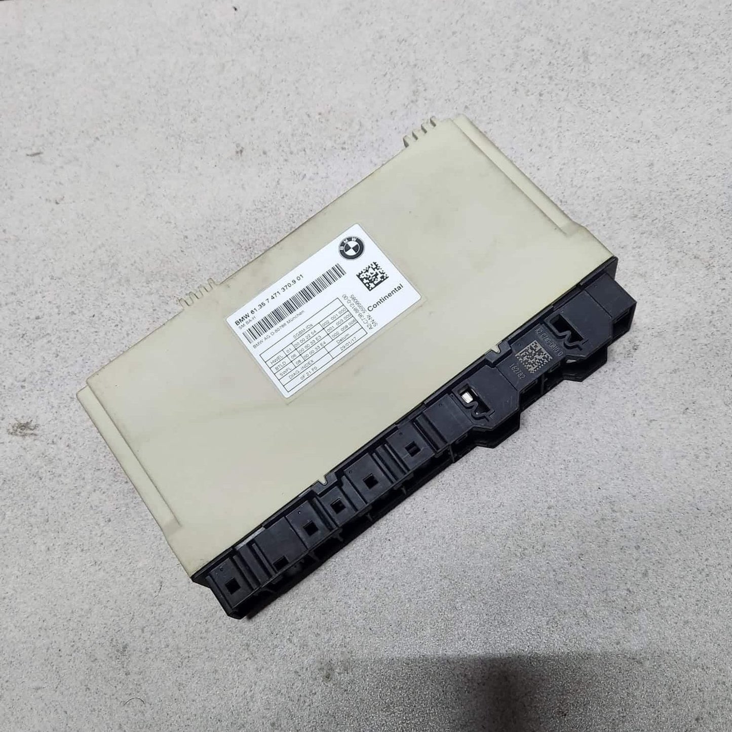 2017-2019 BMW 530i Front Memory Seat Control Module 7471370 G30 G31 G32 G11 G12