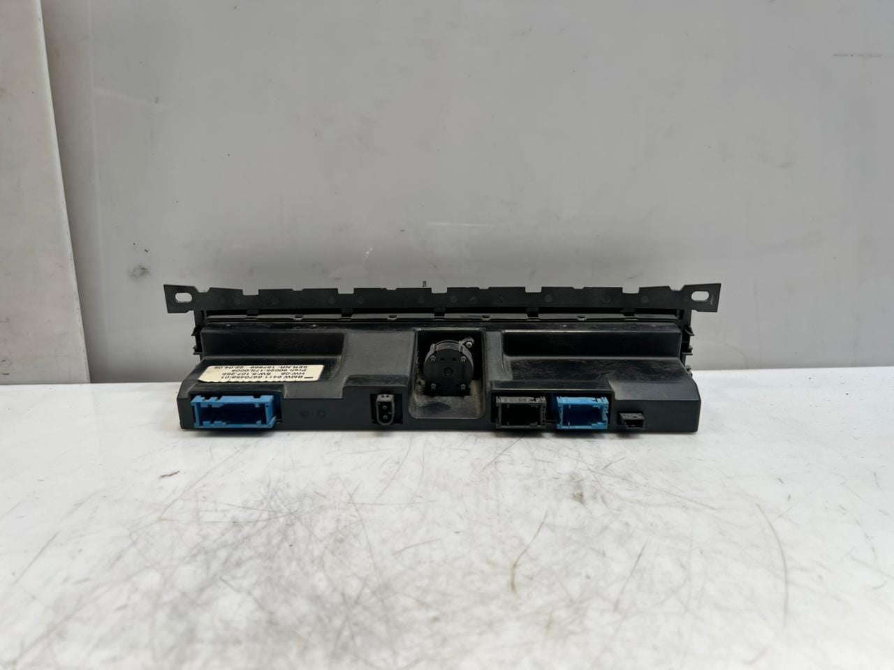 2006 BMW 7 Series E65 E66 750i E67 760 745 AC Climate Control Unit 6970458 OEM
