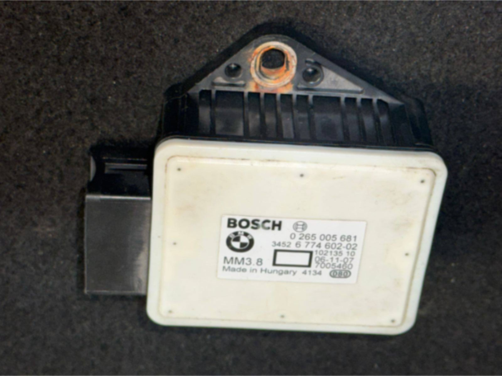 2008-2010 BMW 535i Yaw Rate Sensor 6774602 E60, E61, E63, E64, and E90 528i, 530