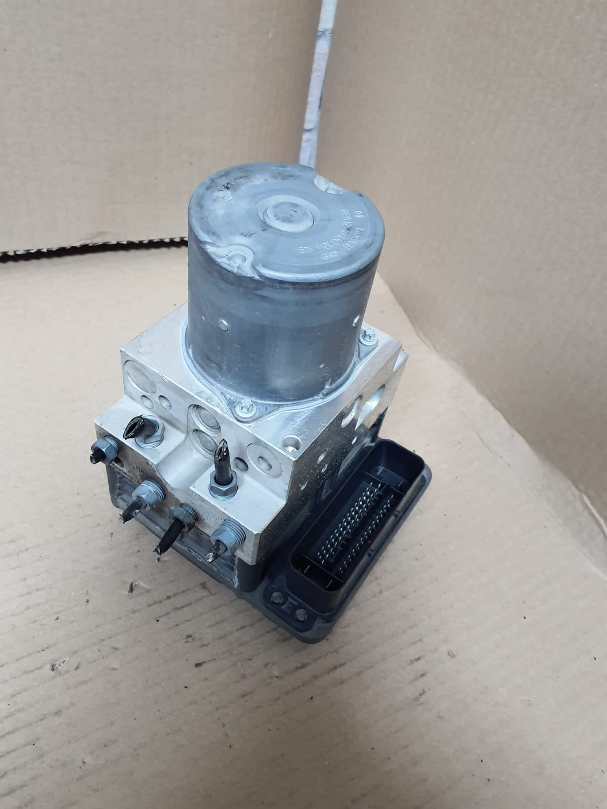 2010-2016 BMW 5 Series F10 and F11 F1X ABS DSC Hydraulic Pump 6852811 OEM