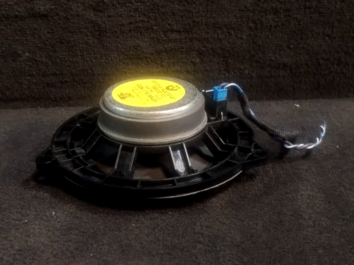 BMW E81 E82 E87 E88 E90 E91 X1 E84 MID‑RANGE FRONT DOOR SPEAKER P/N  9143232