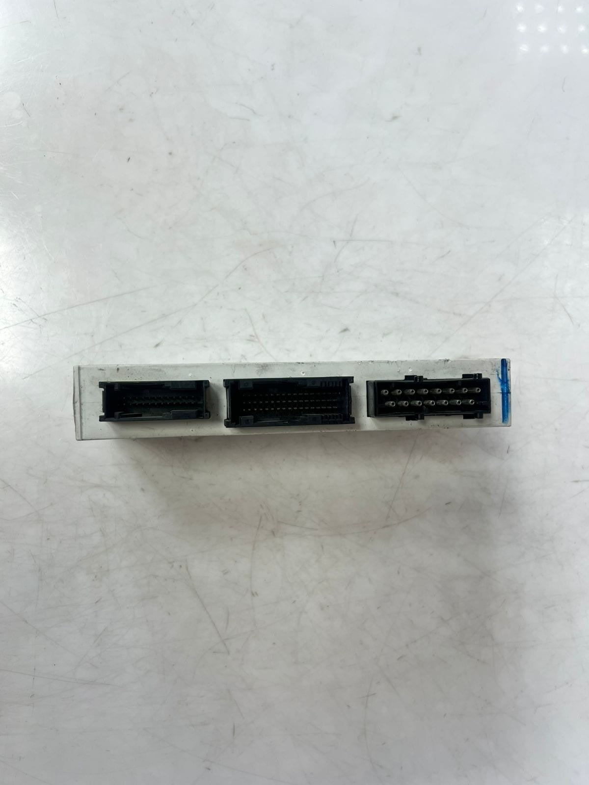 BMW E46 M3 and 330i hardware version 2.0 GM5 Body Control Module 6944842