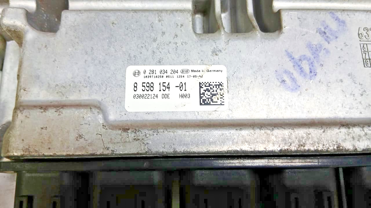 BMW 520d 2017 G30 B47 ENGINE CONTROL UNIT ECU KIT DDE 8598154