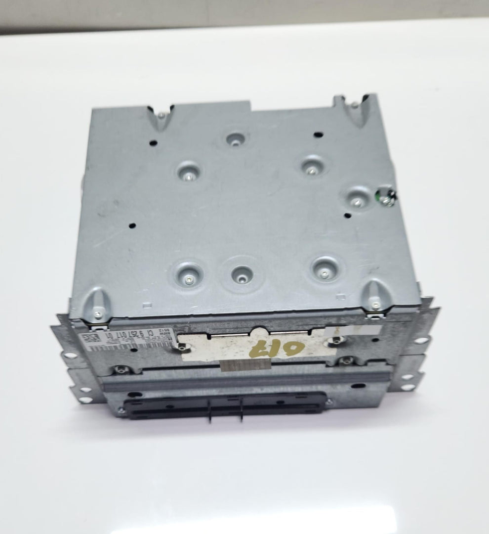 2010-2013 BMW X3 CD Radio Head Unit 9257017 F25 535i 550i OEM 