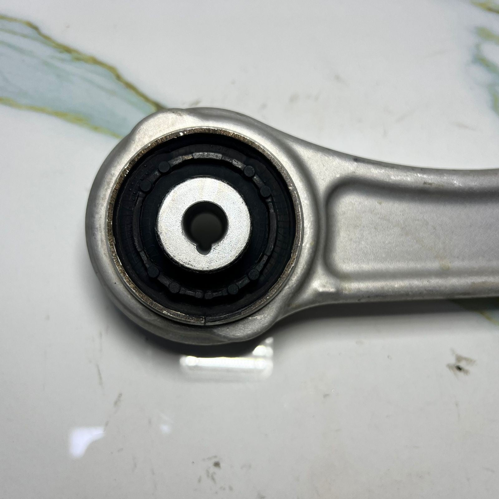 14-18 Mercedes W205 C-Class C300 C350 Front Left Side Suspension Control Arm