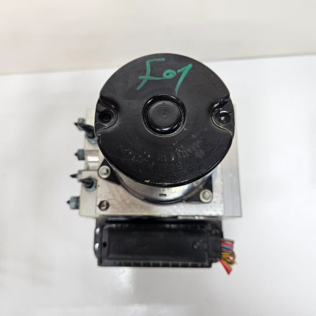 2008-2016 BMW 7 Series F01 F02 730D 750i F10 Abs Pump 6792478