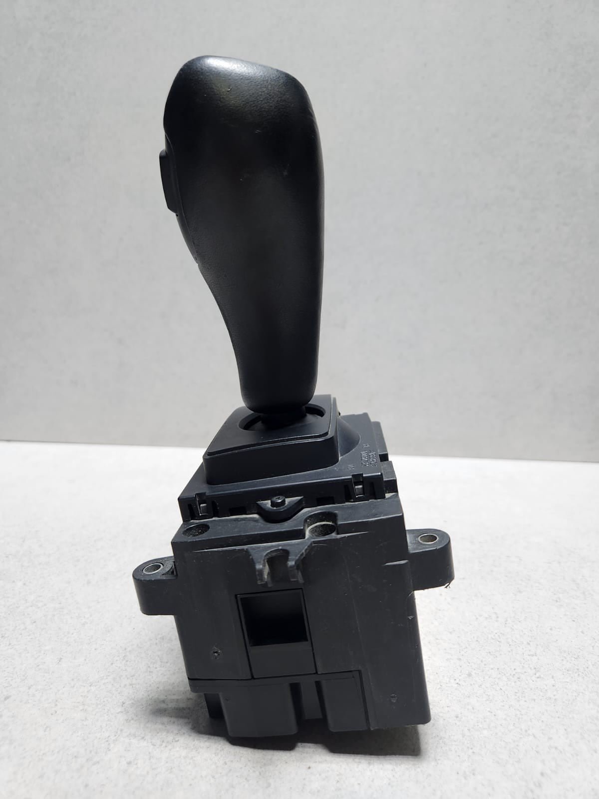 BMW Gear Selector Switch 9218104 5 Series F10 and 7 Series F01 F02 F03 RHD 