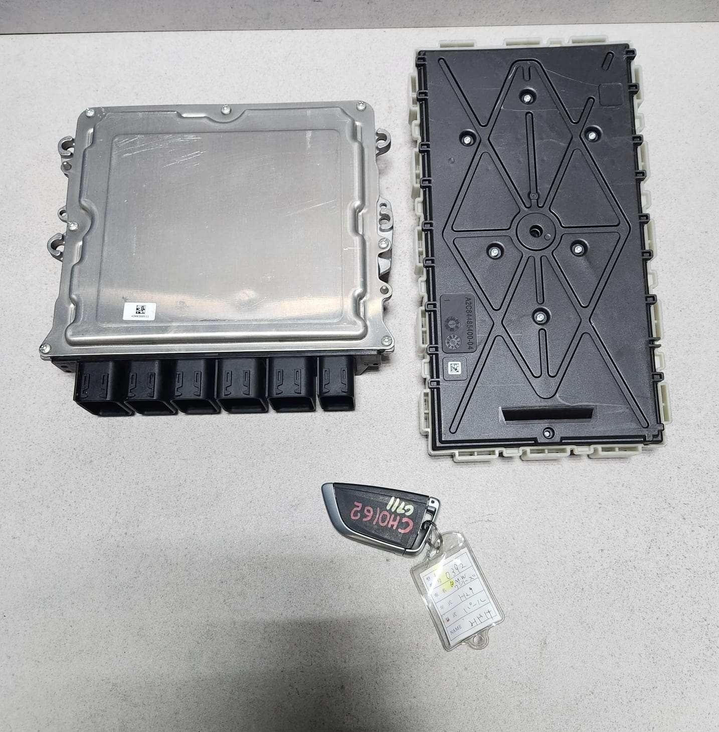 2018 BMW 730e G11 Engine Control Unit 8691846 G30 G12 730e 740Le ECU SET 